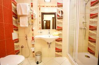 Гостиница Петровский Пассаж Воронеж Стандарт с двумя кроватями-6