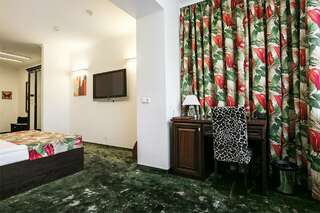 Гостиница Петровский Пассаж Воронеж Стандартный двухместный номер с 1 кроватью-2