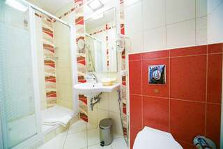 Гостиница Петровский Пассаж Воронеж Стандарт с двумя кроватями-5