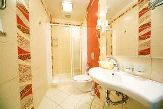 Гостиница Петровский Пассаж Воронеж ДЕЛЮКС С ДВУМЯ КРОВАТЯМИ-10